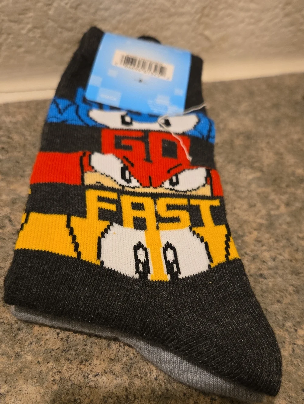Sonic the Hedgehog Socks 2 Pair Adult Men Classic Sock Size 6-12 NWT